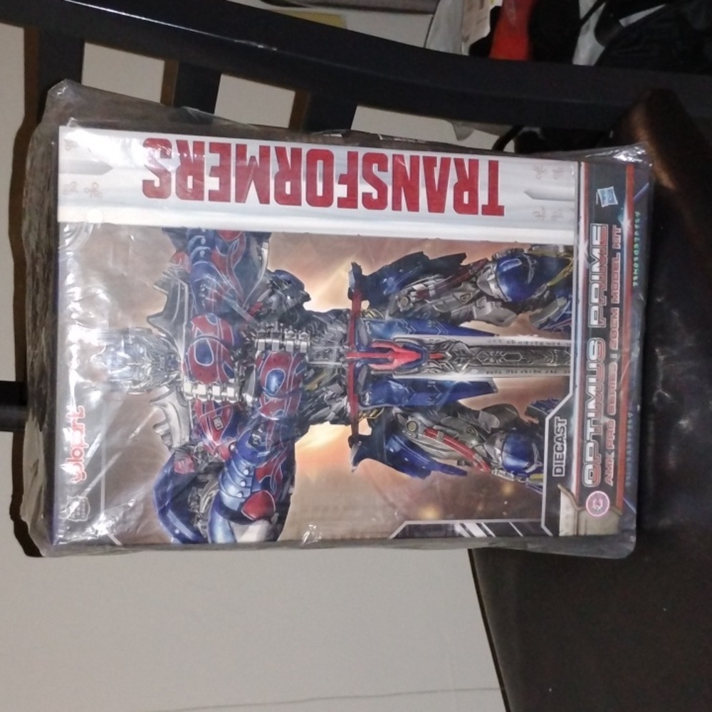Transformers Optimus Prime Diecast Action Figure Model Kit